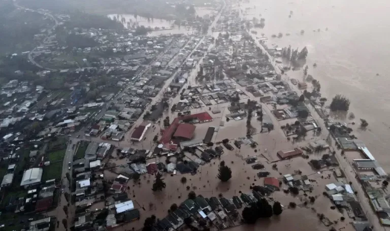 Contraloría revela que el SENAPRED no emitió alertas en las comunas de Rauco, Hualañé y Licantén durante el temporal de junio de 2023