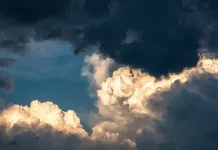 Declaran Alerta Temprana Preventiva Regional en el Maule por sistema frontal con viento y lluvias nubes-tormenta