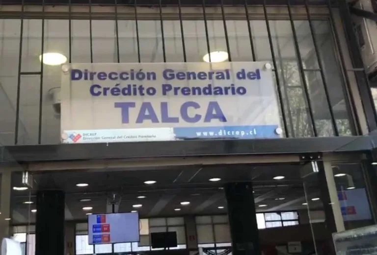 Funcionario de la «Tía Rica» en Talca fue detenido por robo de joyas valoradas en 64 millones de pesos Funcionario de la «Tía Rica» en Talca fue detenido por robo de joyas valoradas en 64 millones de pesos