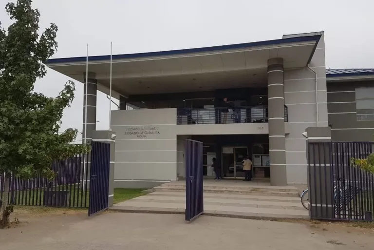 Cinco sujetos fueron formalizados por crímenes ocurridos en Molina Cinco sujetos fueron formalizados por crímenes ocurridos en Molina
