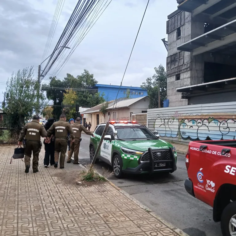Cuatro detenidos en patrullaje colaborativo entre Seguridad Pública Municipal y Carabineros en Curicó Cuatro detenidos en patrullaje colaborativo entre Seguridad Pública Municipal y Carabineros en Curicó