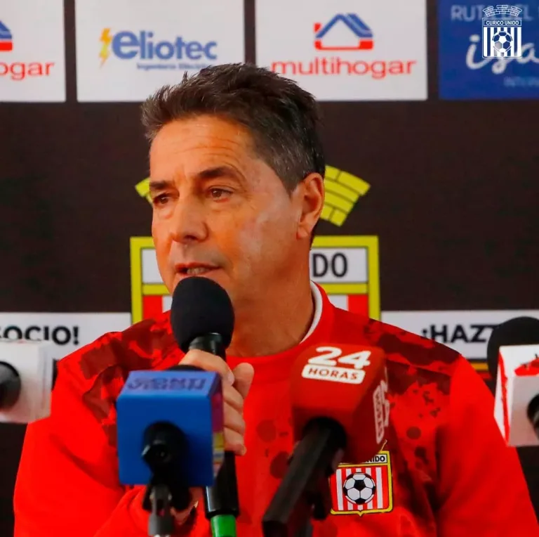 Héctor Almandoz asume como Director Técnico de Curicó Unido con la misión de ascender Héctor Almandoz asume como Director Técnico de Curicó Unido con la misión de ascender