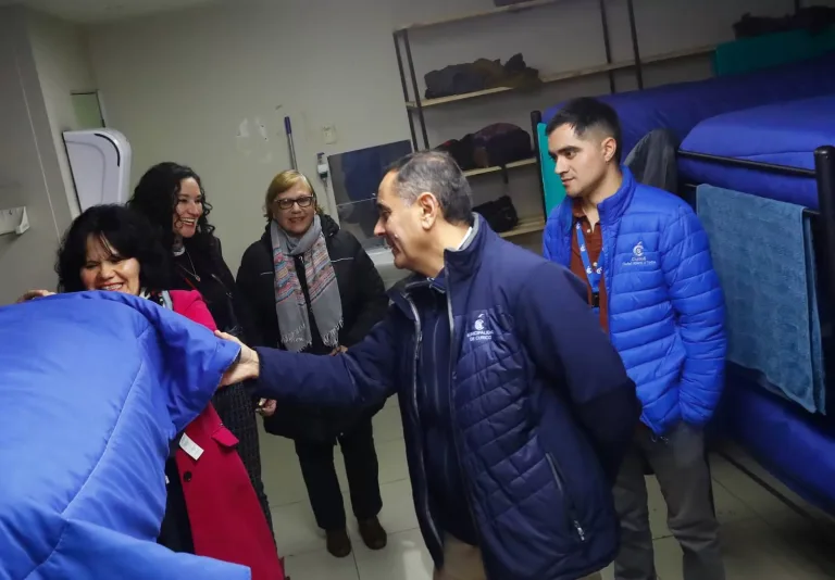 En Curicó inauguran de nuevos albergues para personas en situación de calle