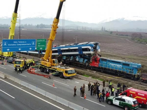 Presidente Gabriel Boric Reafirma Seguridad de los Trenes tras Accidente de EFE