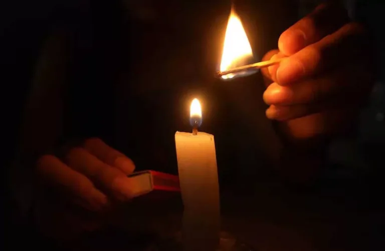 Más de 23 mil hogares sin electricidad en la Región del Maule durante sistema frontal Más de 23 mil hogares sin electricidad en la Región del Maule durante sistema frontal