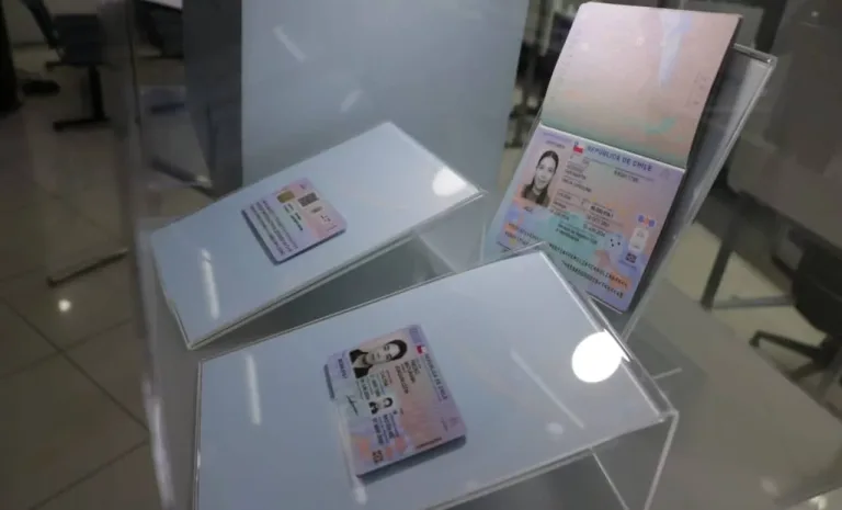 En diciembre debutarán el nuevo carnet y el pasaporte digital en Chile