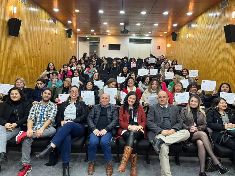 28 curicanas fueron certificadas como Monitoras Comunitarias en Climaterio