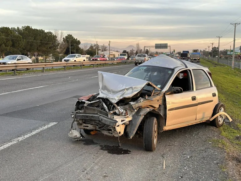 Accidente en Ruta 5 Sur en Rengo involucra a cuatro vehículos