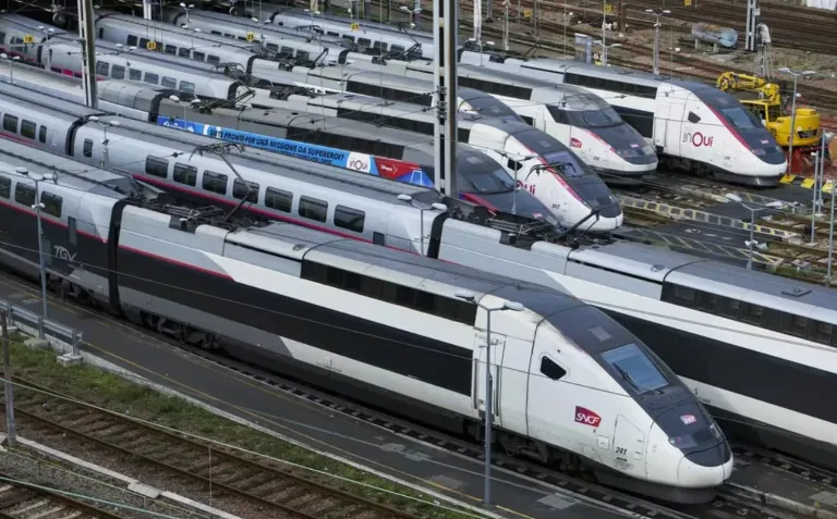 Ataque masivo a la red de trenes de alta velocidad en Francia horas antes de la inauguración de los Juegos Olímpicos