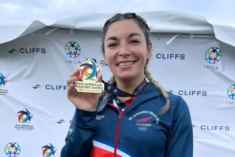 Evelyn Ortiz, atleta curicana, se corona campeona en los 400 metros del Panamericano de Atletismo Máster en Cleveland