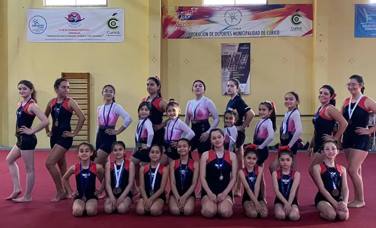 Club Fénix organiza Gala de Gimnasia Artística para financiar participación en Torneo Internacional