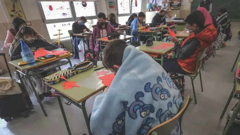 Superintendencia de Educación aborda la Climatización en Salas de Clase durante el invierno