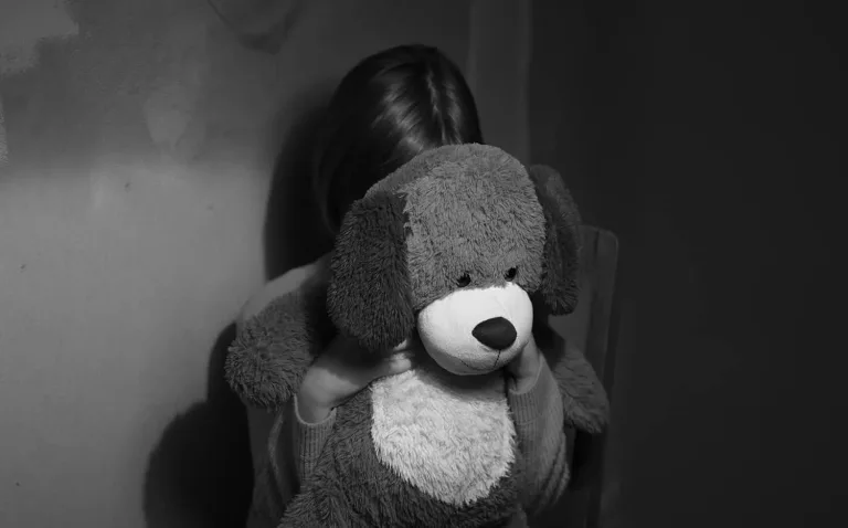 Condenan a 17 años de prisión a abuelo que violo y abuso sexualmente de menores que dejaron a su cuidado