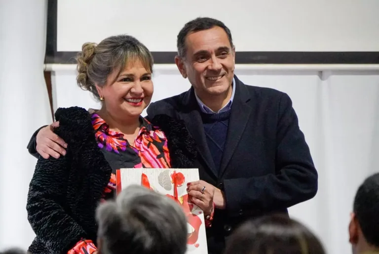Alcalde Javier Muñoz resalta los logros de CESFAM Sarmiento en la Cuenta Pública 2023