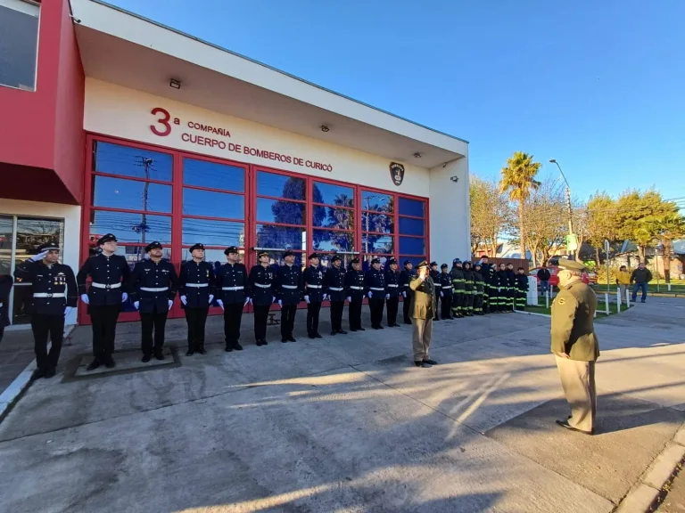 La Tercera Compañía Sargento Aldea celebra 136 años de servicio a la comunidad de Curicó