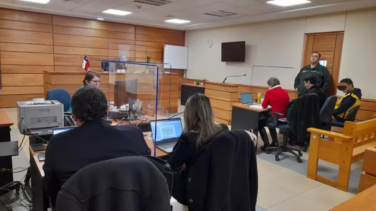 Operativo policial en Linares resulta en prisión preventiva para cinco miembros de una banda criminal Operativo policial en Linares resulta en prisión preventiva para cinco miembros de una banda criminal