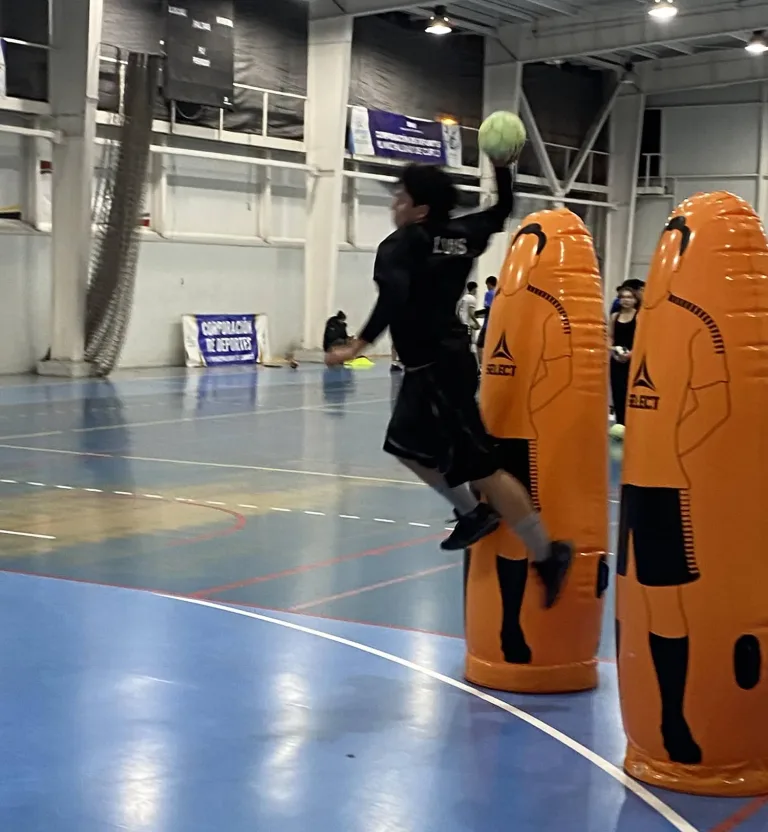 Selección Regional de Balonmano se prepara para brillar en el Torneo Nacional de Curanilahue
