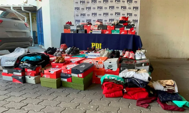 Un sujeto fue detenido por la venta de ropa falsificada en Curicó