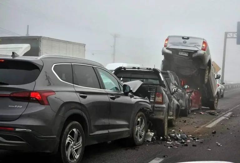 Accidente de tránsito múltiple en Ruta 5 Sur provoca alta congestión frente a Requínoa