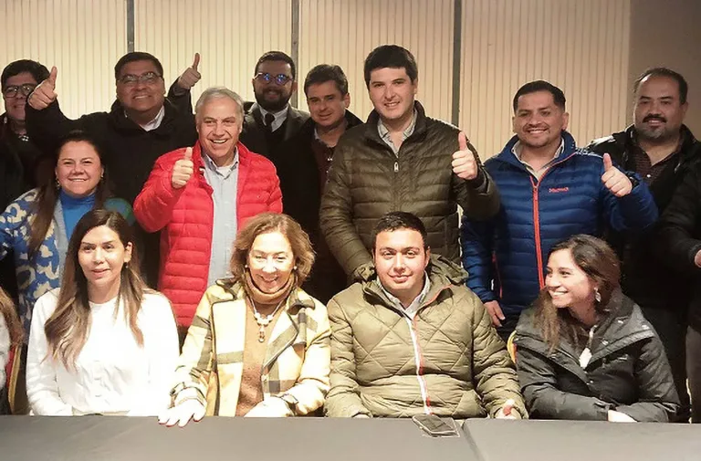 Celso Morales se reunió con candidatos a concejales y CORE de Chile Vamos Celso Morales se reunió con candidatos a concejales y CORE de Chile Vamos