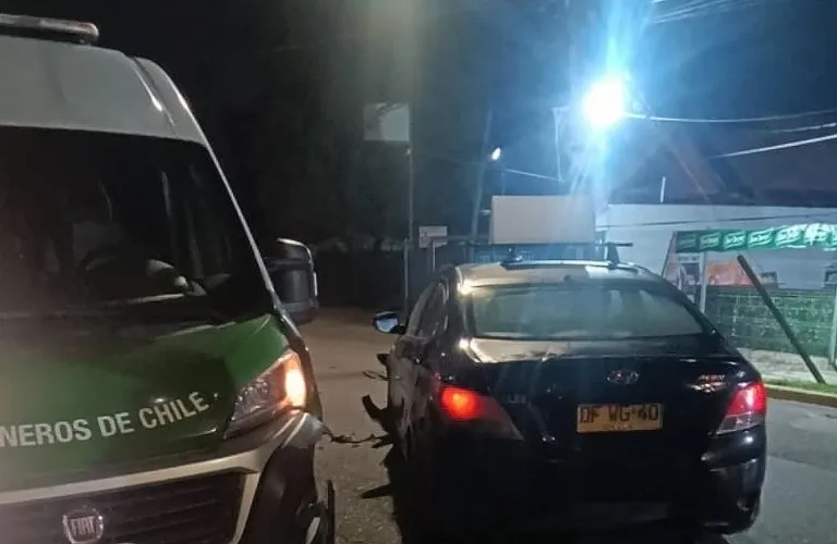 Conductor ebrio protagonizó accidente de tránsito con vehículo de Carabineros en Curicó Conductor ebrio protagonizó accidente de tránsito con vehículo de Carabineros en Curicó