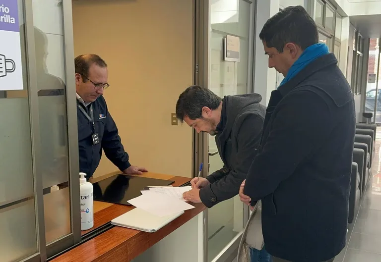 Diputado Hugo Rey solicita a Contraloría investigar listas de espera en Hospitales de Curicó y Linares