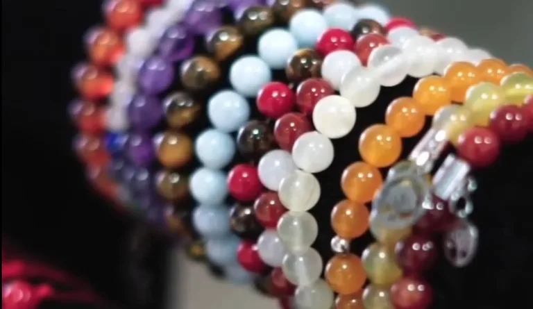 «Cona Piedras»: Un emprendimiento de Market Maule que se destaca por su joyería personalizada con piedras semipreciosas «Cona Piedras»: Un emprendimiento de Market Maule que se destaca por su joyería personalizada con piedras semipreciosas