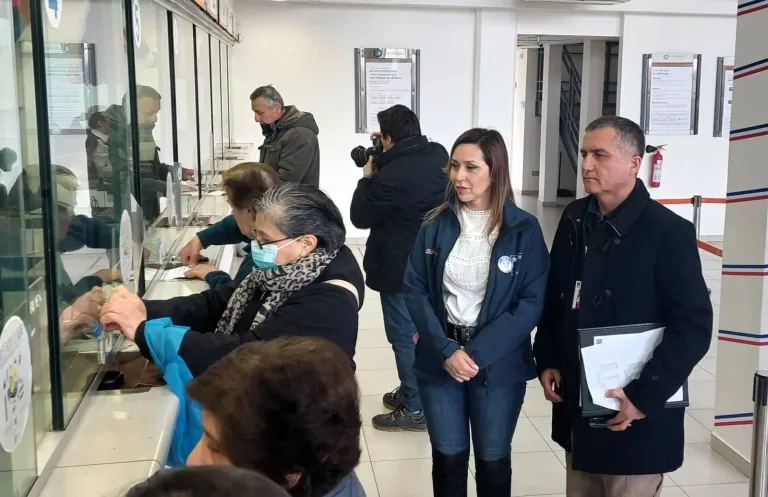 Más de 173 mil pensionados en el Maule recibirán el aguinaldo de Fiestas Patrias Más de 173 mil pensionados en el Maule recibirán el aguinaldo de Fiestas Patrias