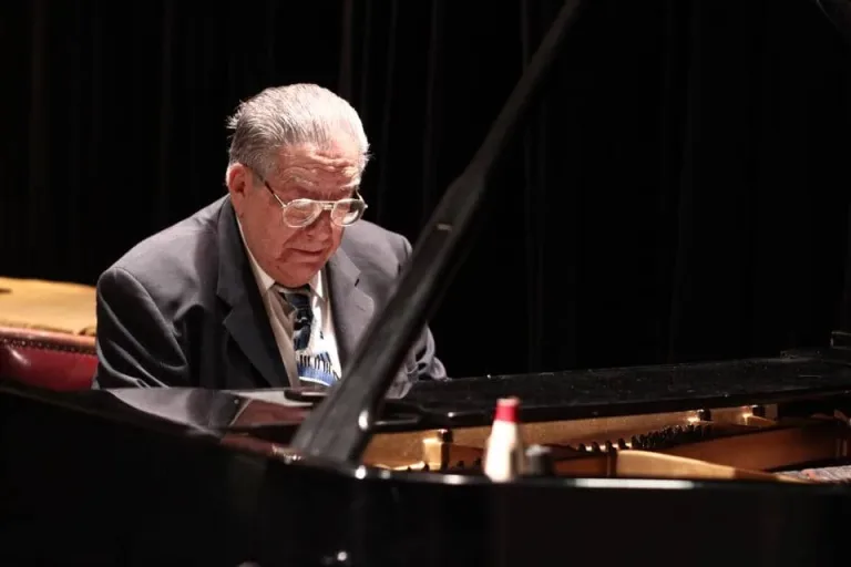 Valentín Trujillo recibe el Premio Nacional de Música 2024 Valentín Trujillo recibe el Premio Nacional de Música 2024