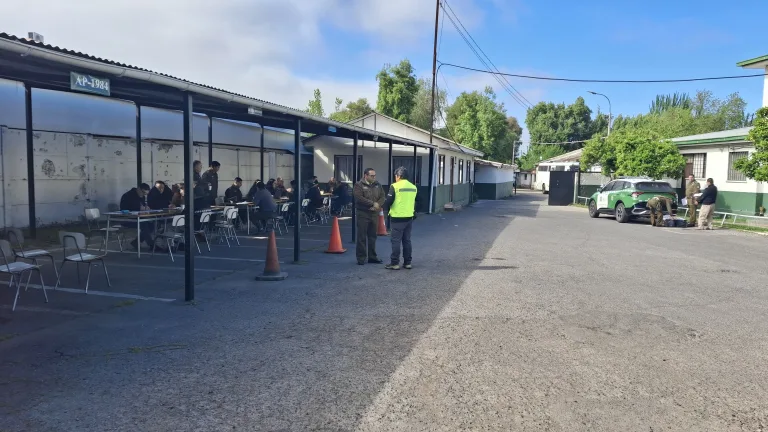 Carabineros informo que más de 185 mil personas han realizado el trámite en la Comisaría Virtual para excusarse de votar Carabineros informo que más de 185 mil personas han realizado el trámite en la Comisaría Virtual para excusarse de votar