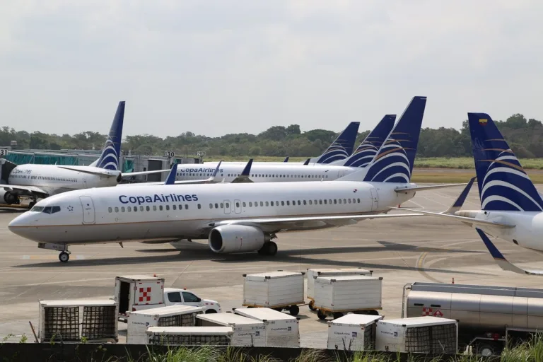 Amplio operativo de seguridad en Aeropuerto Nuevo Pudahuel SCL tras aviso de bomba en vuelo con destino a Panamá Amplio operativo de seguridad en Aeropuerto Nuevo Pudahuel SCL tras aviso de bomba en vuelo con destino a Panamá