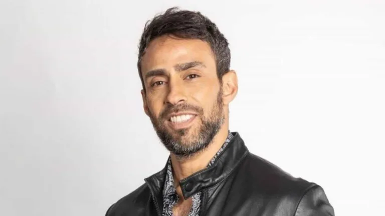 Detienen a Jorge Valdivia tras denuncia por delito sexual Detienen a Jorge Valdivia tras denuncia por delito sexual
