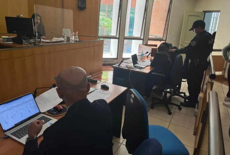 Formalizan a tres ex carabineros por apremios ilegítimos en Talca