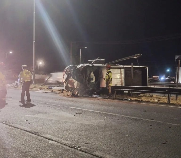 Accidente de tránsito frente a Lontué deja tres personas lesionadas y genera congestión kilométrica hacia el norte