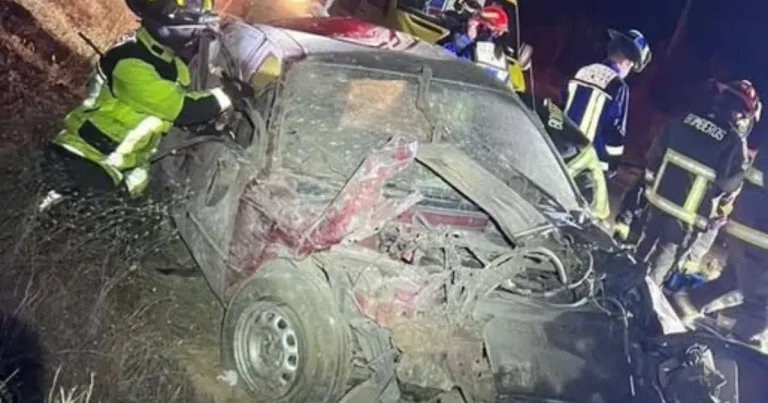 Accidente de tránsito en camino a Parque Inglés deja a tres personas heridas de consideración