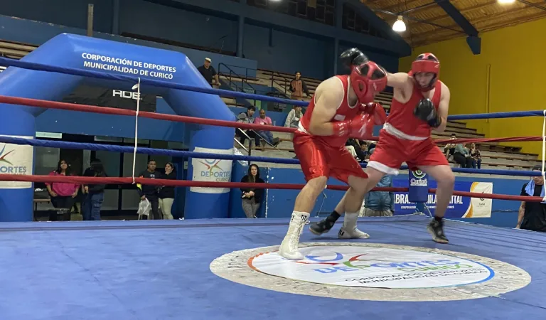 Con éxito se llevó a efecto campeonato de Boxeo de los barrios