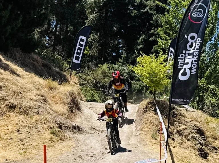 El Cerro Carlos Condell de Curicó Acogió la Copa DH Trail Grip MTB con pleno éxito