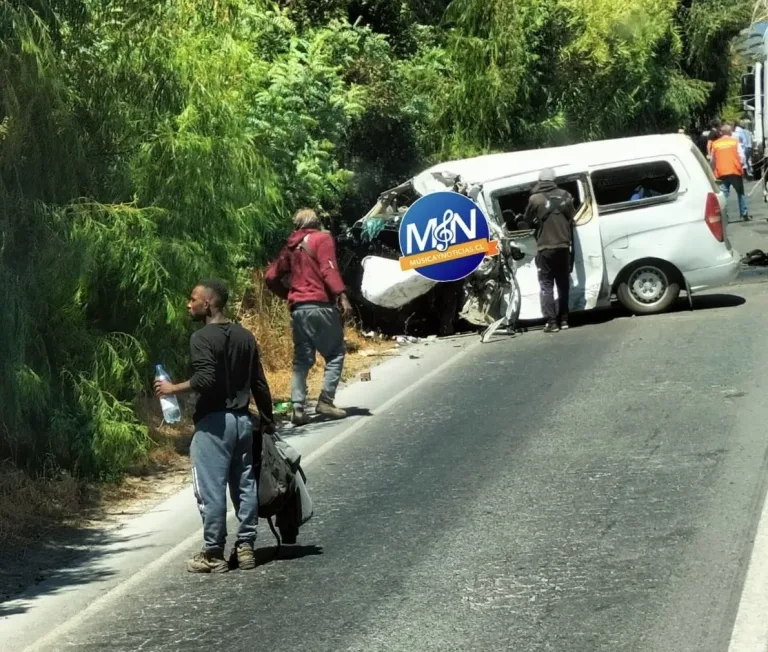 Nueva tragedia en la Ruta de la Fruta: deja al menos tres personas fallecidas y siete heridas tras violento choque