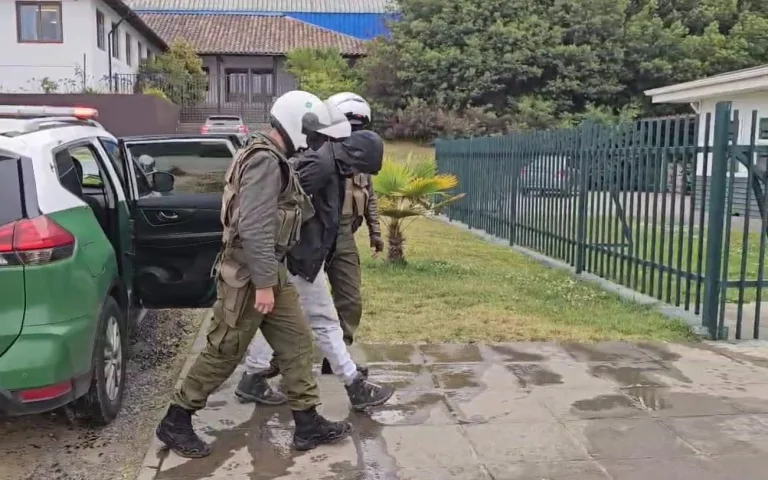 Detienen a sujeto con amplio prontuario policial en Iloca