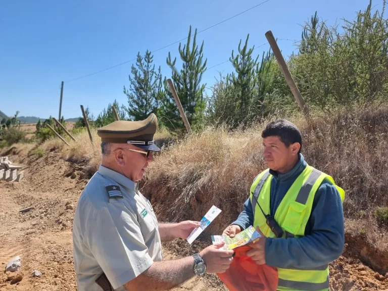 Carabineros refuerza campaña de prevención de incendios forestales en San Javier