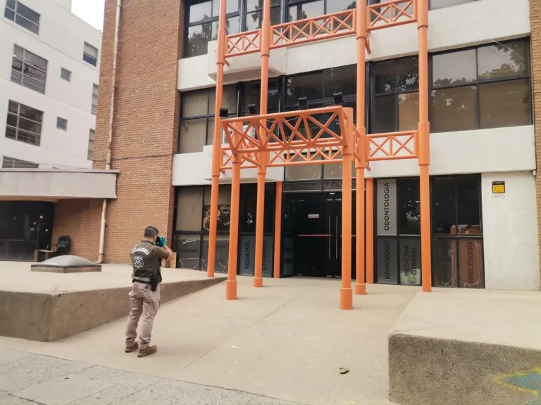 Carabineros detienen a sujeto por robo en Centro Médico Alameda de Talca