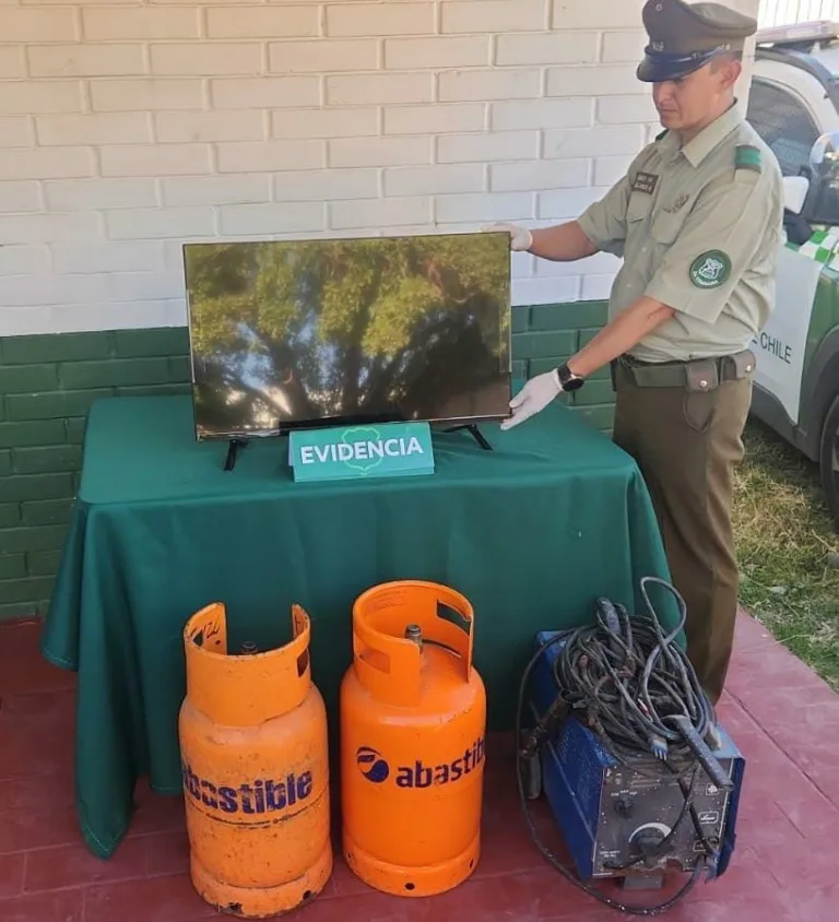Carabineros detuvo a tres sujetos por receptación de especies en Licantén