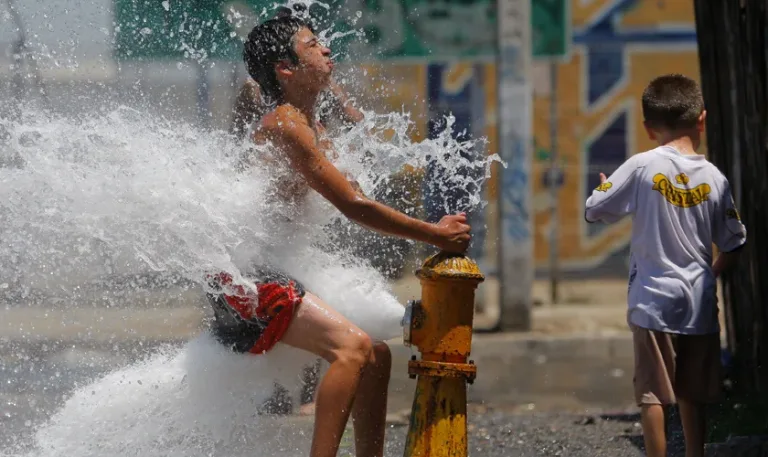 Nuevosur activa alerta preventiva ante pronóstico de altas temperaturas en la región del Maule