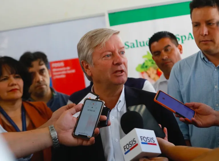 Curicó implementará EcoMercado Solidario beneficiando a cerca de 300 familias