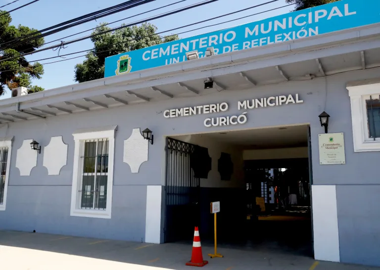 Cementerio Municipal de Curicó Adopta Nuevo Horario de Verano para la Comunidad