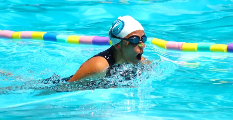Éxito en la Primera Copa de Natación 2025 Ricardo González en Curicó