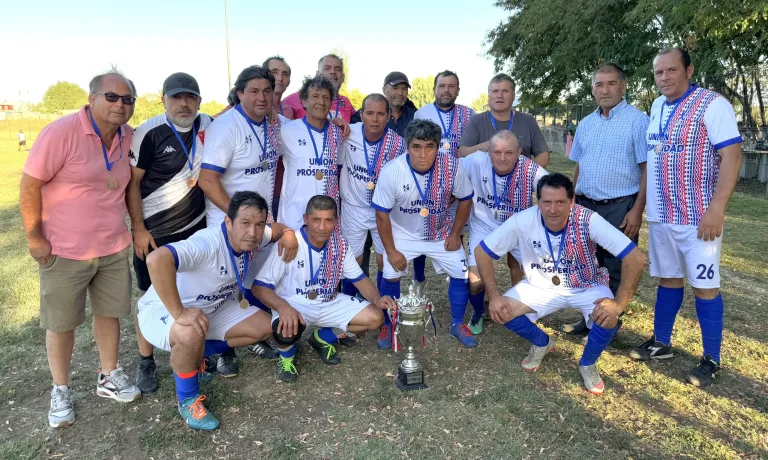 Asociación de Fútbol de los Barrios de Curicó cierra la competencia 2024 con una exitosa jornada deportiva