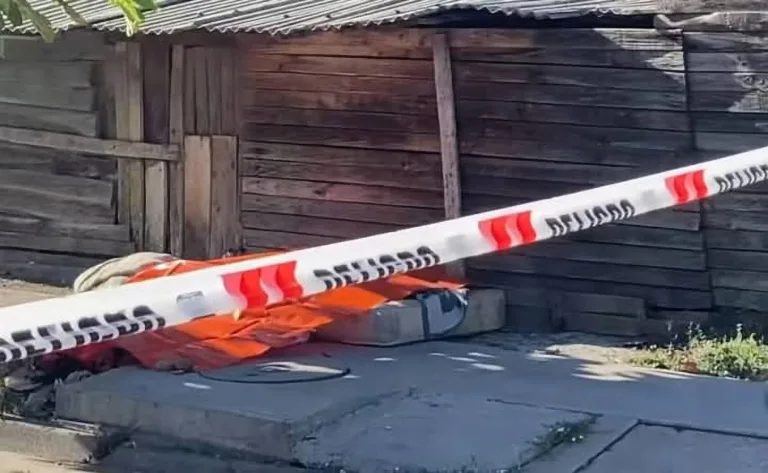 Detectives investigan hallazgo de cadáver en Linares