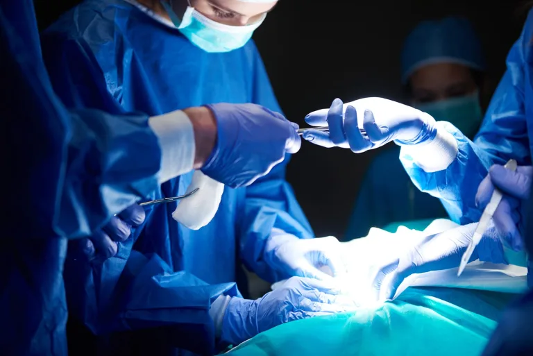 Hospital San Fernando implementa estrategia para reducir lista de espera quirúrgica