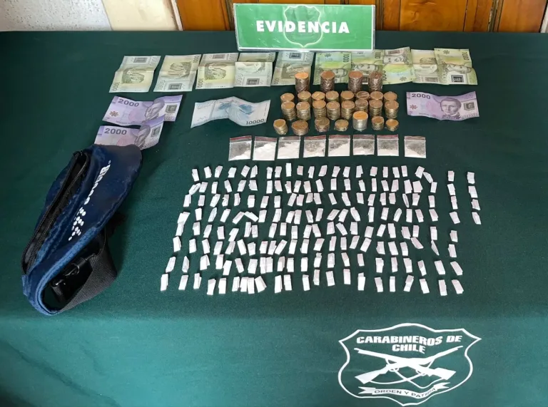 Carabineros detiene a dos sujetos por infracción a la Ley de Drogas en Linares